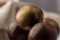 Simple DIY Hot Chocolate Bombs