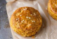 Fluffy Small Batch Pumpkin Biscuits