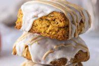 Homemade Starbucks Pumpkin Scones