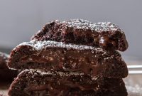 Gooey Lava Chocolate Crumbl Cookies