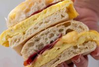Starbucks’ Savory Bacon Gouda Breakfast Perfection