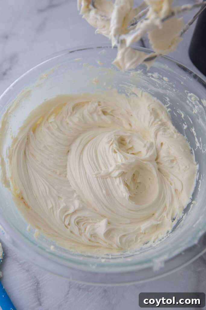 The Ultimate White Chocolate Ganache Recipe 4 white chocolate ganache recipe in a bowl
