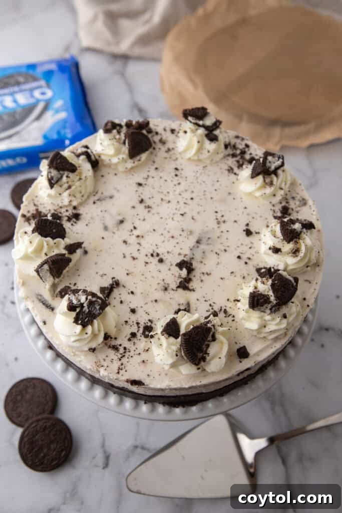 No Bake Oreo Cheesecake Recipe slice on a plate