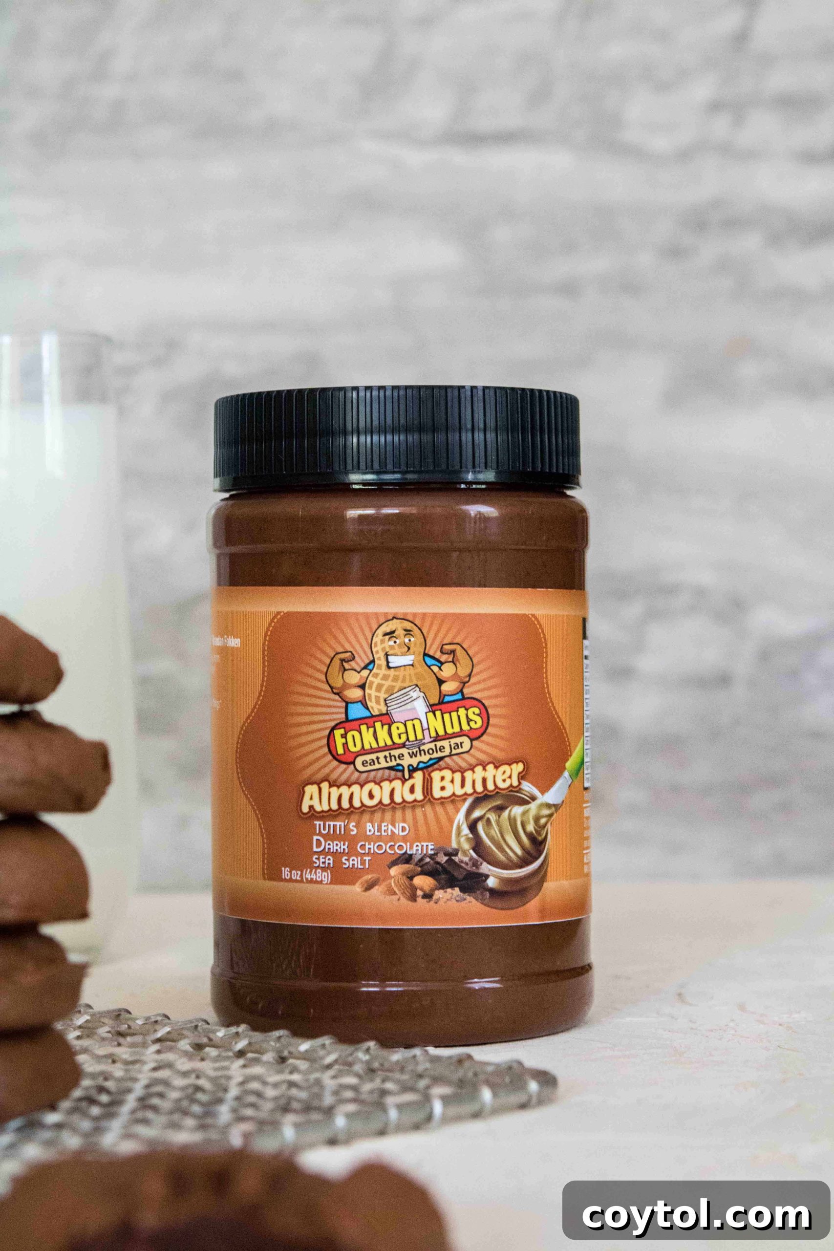 Fokken nuts almond butter cookies recipe, a delicious and healthy treat.