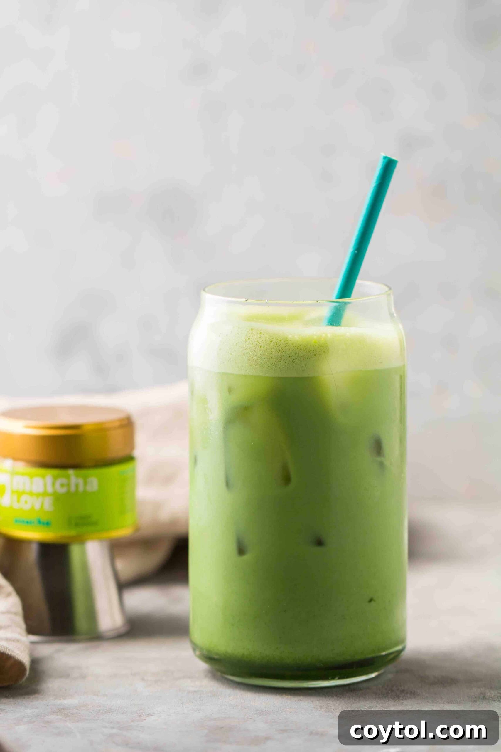Easy Starbucks matcha latte