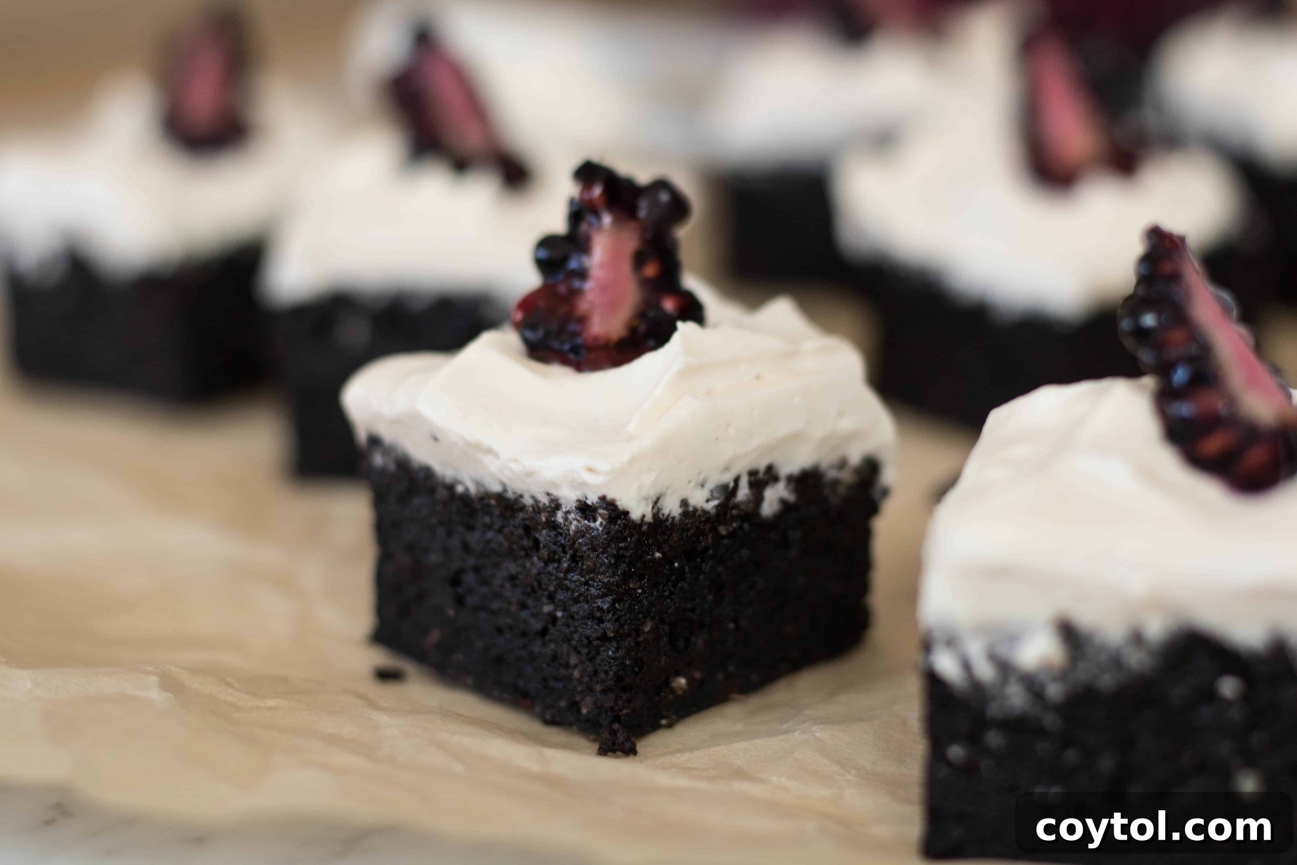 Velvet Sweet Potato Fudge Brownies 13 Final product: Sweet potato fudge brownies with Chantilly topping and fresh berries