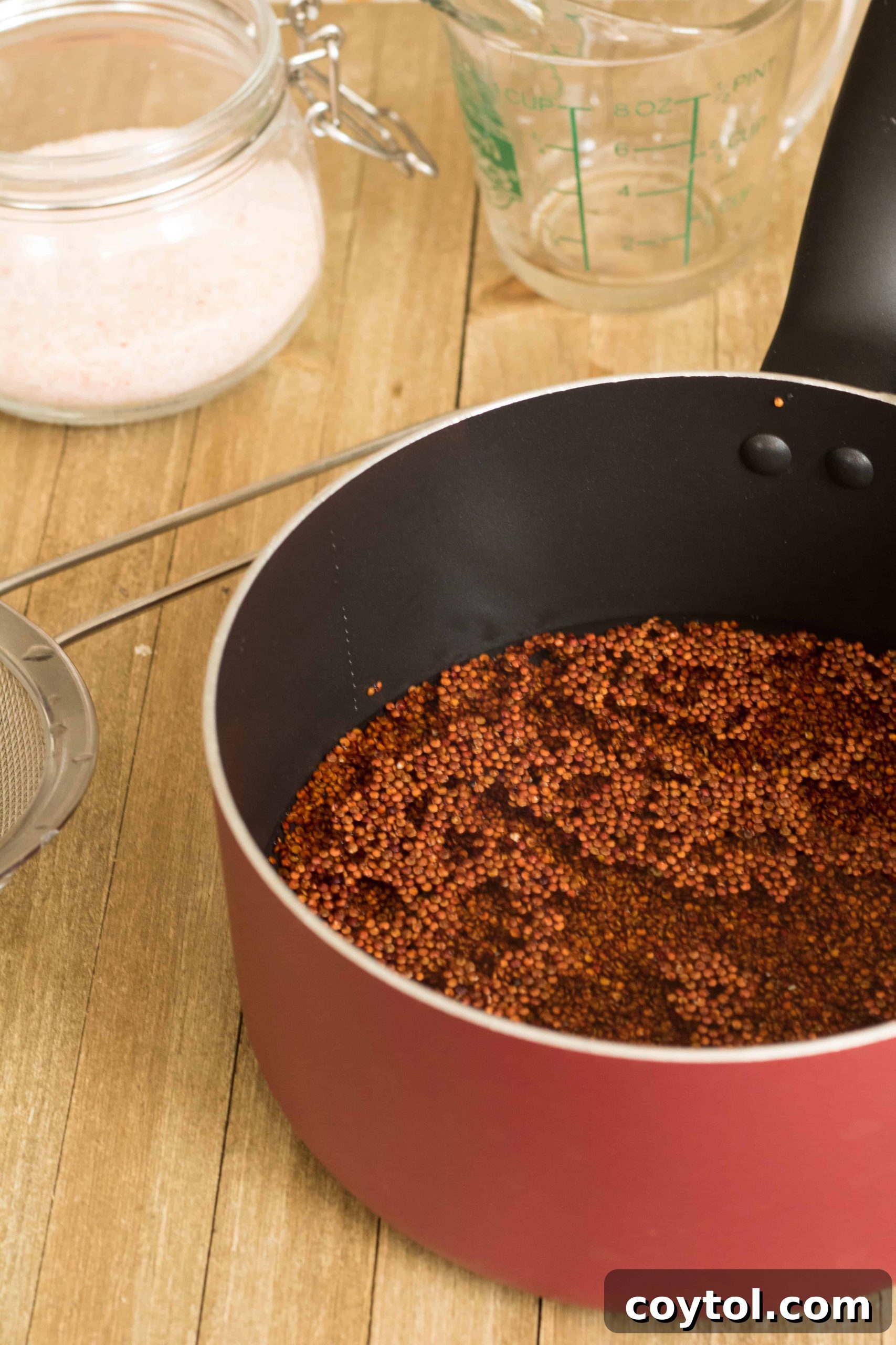 How to cook red quinoa - simmering