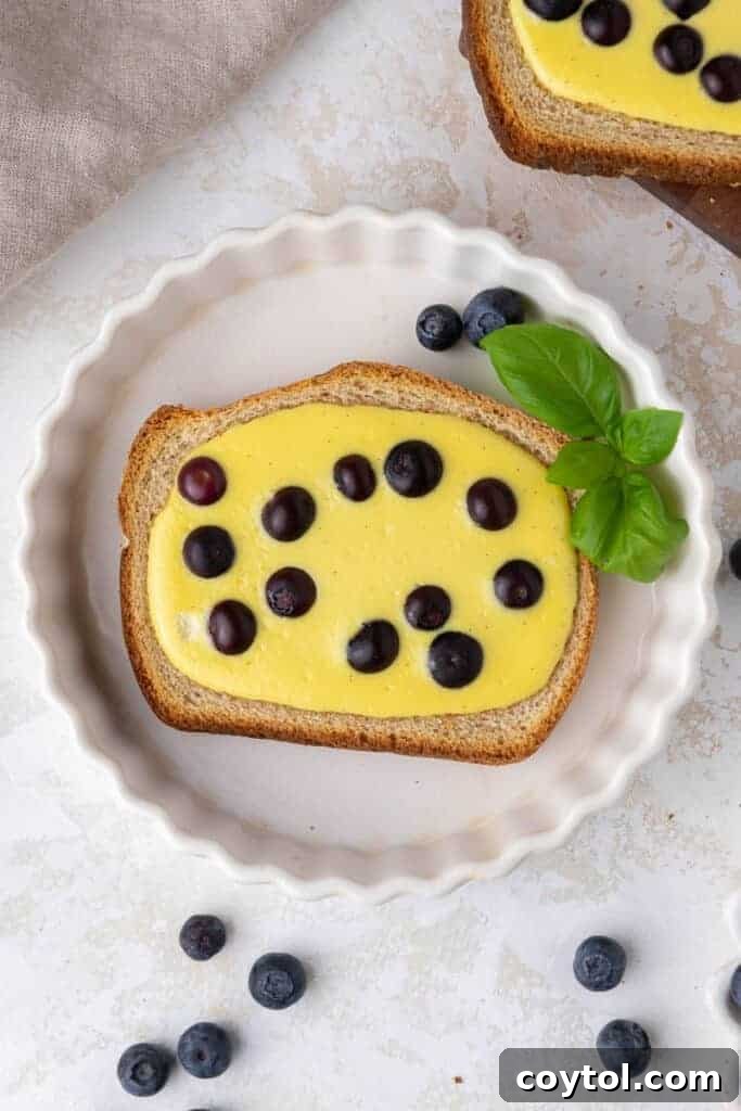 Baked yogurt toast