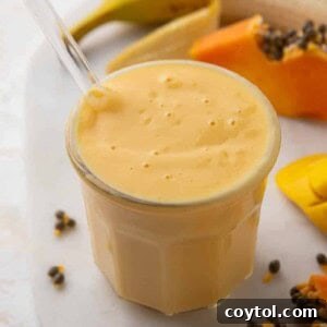 Papaya mango smoothie