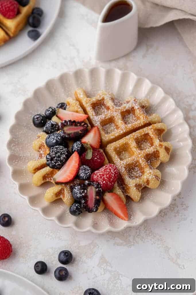 Buttermilk waffle with berries