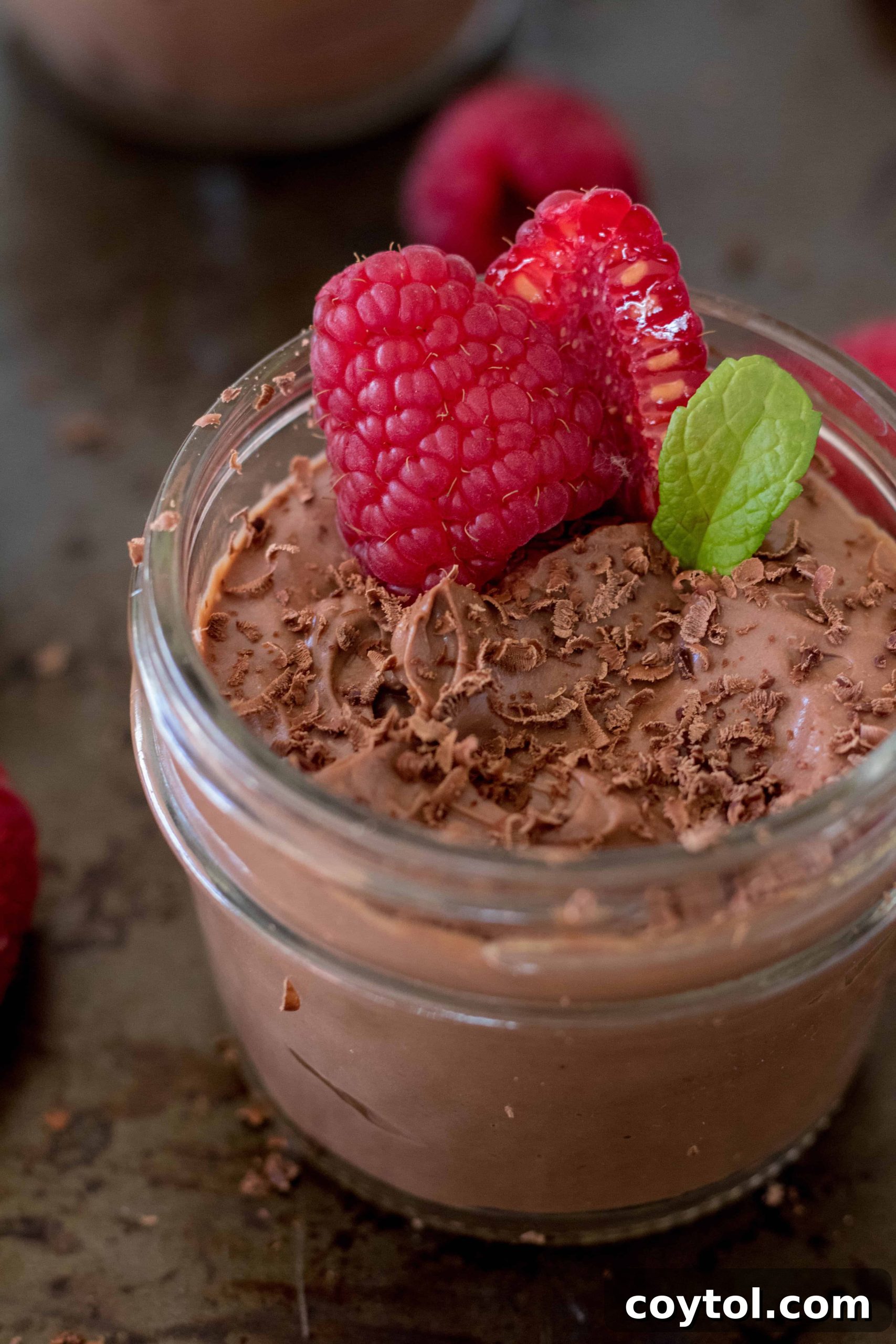 18 Irresistible Valentine's Day Cookie Ideas 9 A smooth, rich chocolate mousse dessert, simple yet elegant, perfect for a quick indulgence.