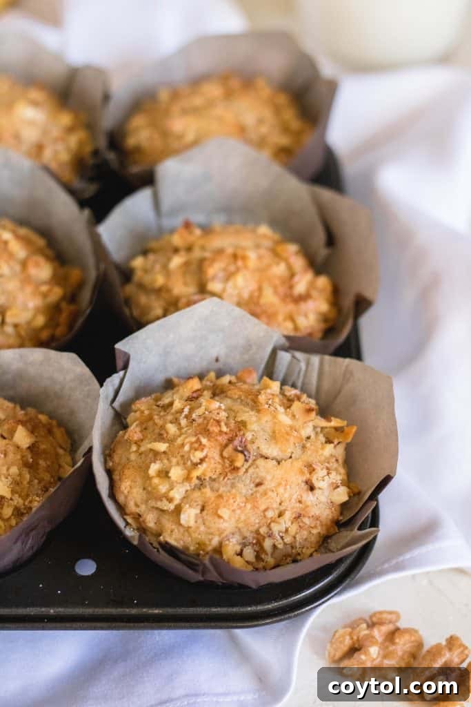 Easy banana walnut muffin recipe ingredients