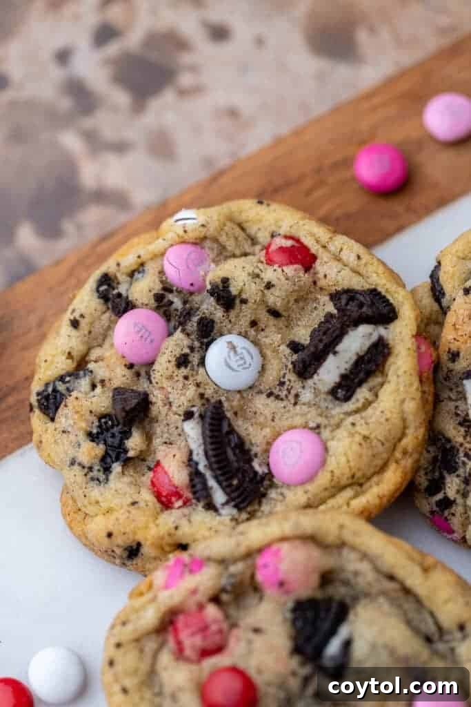 Valentine's day M&M's oreo cookies