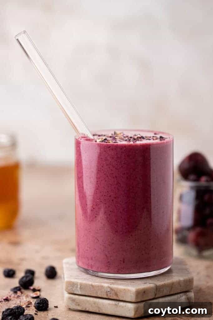 How to make berry smoothie