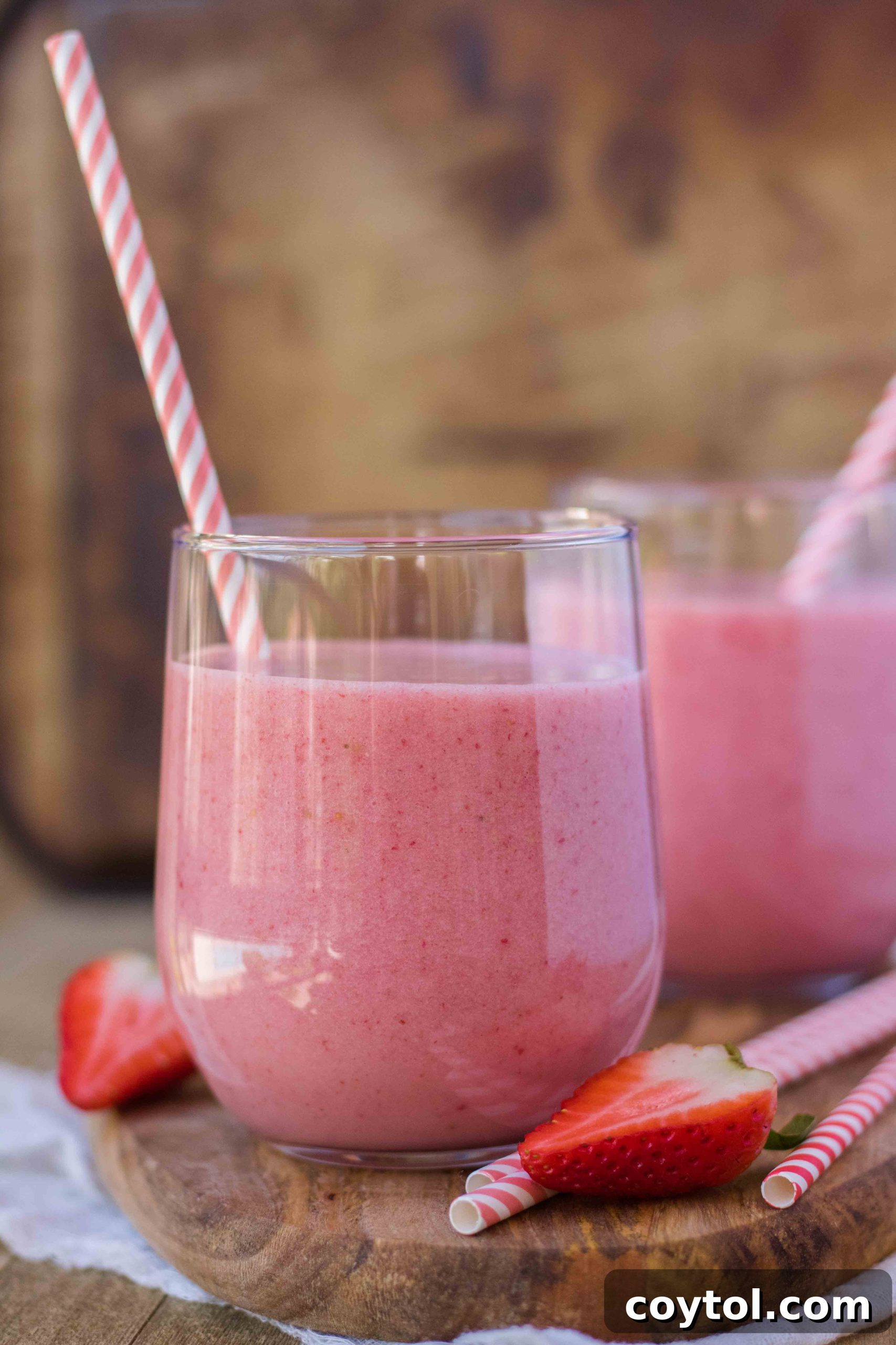 Delicious banana strawberry yogurt smoothie